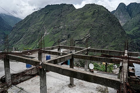 Joshimath sinking: Damaged structures in Joshimath 